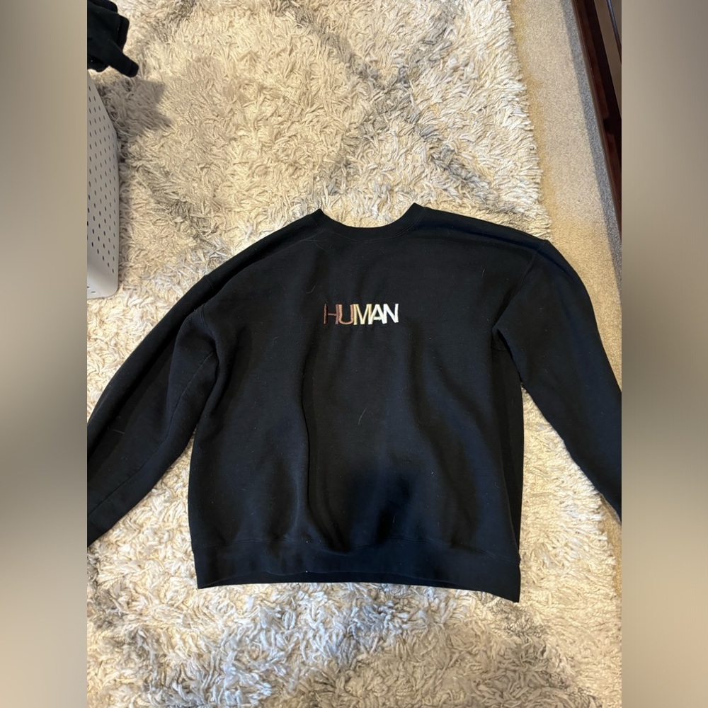 womens crewneck